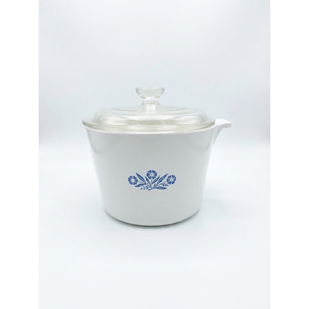 Vintage Corning Ware Cornflower Blue 4 Cup 1 QT Saucemaker  w / Original Lid EUC